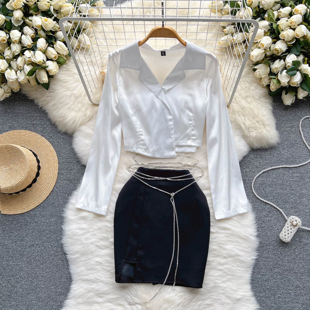 Women Bags White - Set Pakaian 2 Potong Fashionable, Elegan